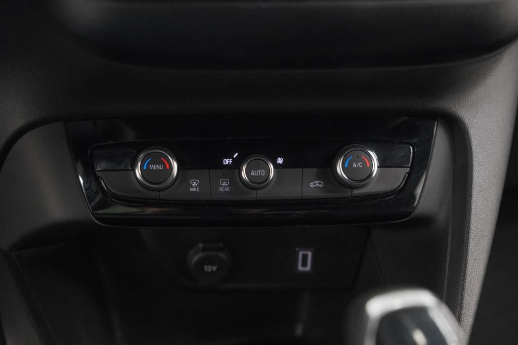 Opel Corsa turbo 100 gs | camera | dodehoekdetectie | navigatie | apple car