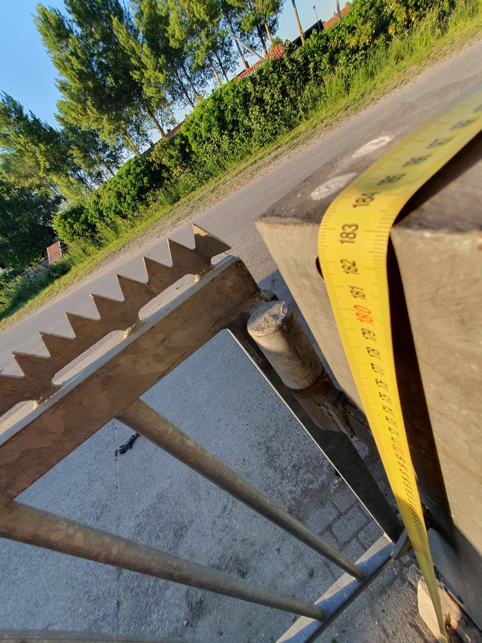 Degelijk stalen gegalvaniseerd hek, poort voor tuin of weide.