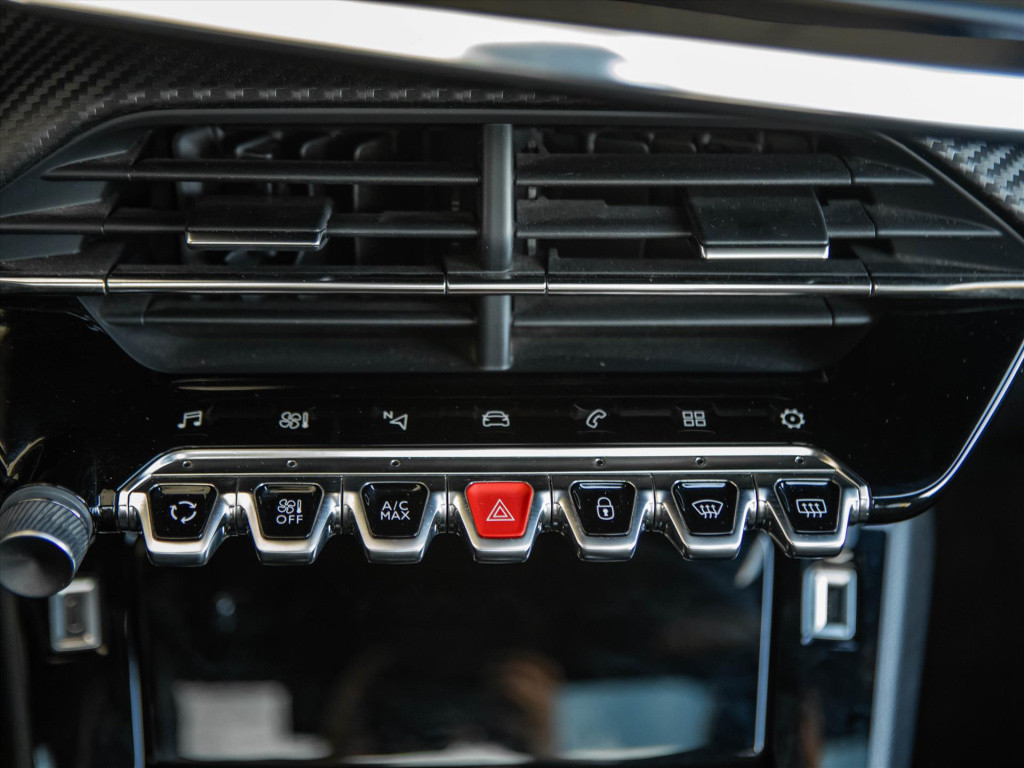 Peugeot 208 1.2 puretech 100pk gt-line automaat