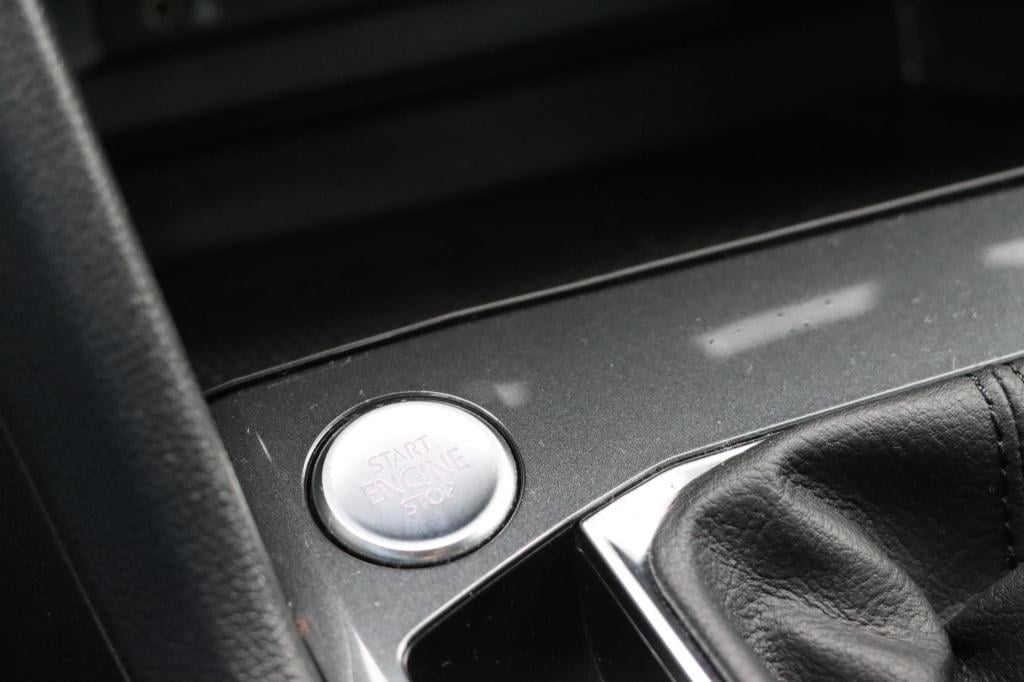 Volkswagen Tiguan 1.4 tsi comfortline business r