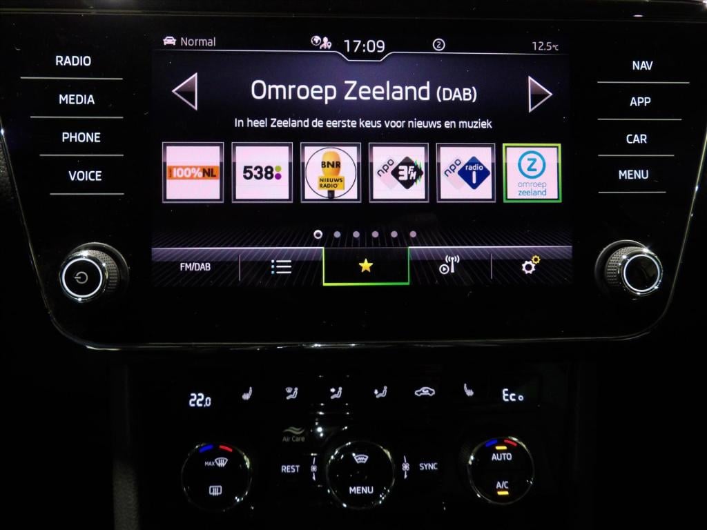 Skoda Superb combi 1.4 tsi phev 217pk dsg l&k