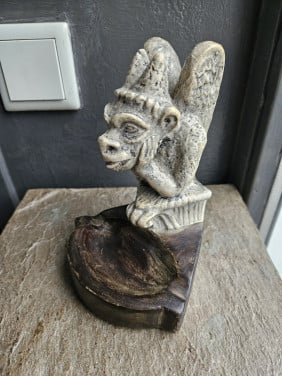 Prachtig Gothic Gargoyle de Paris beeldje met asbak, nette staat