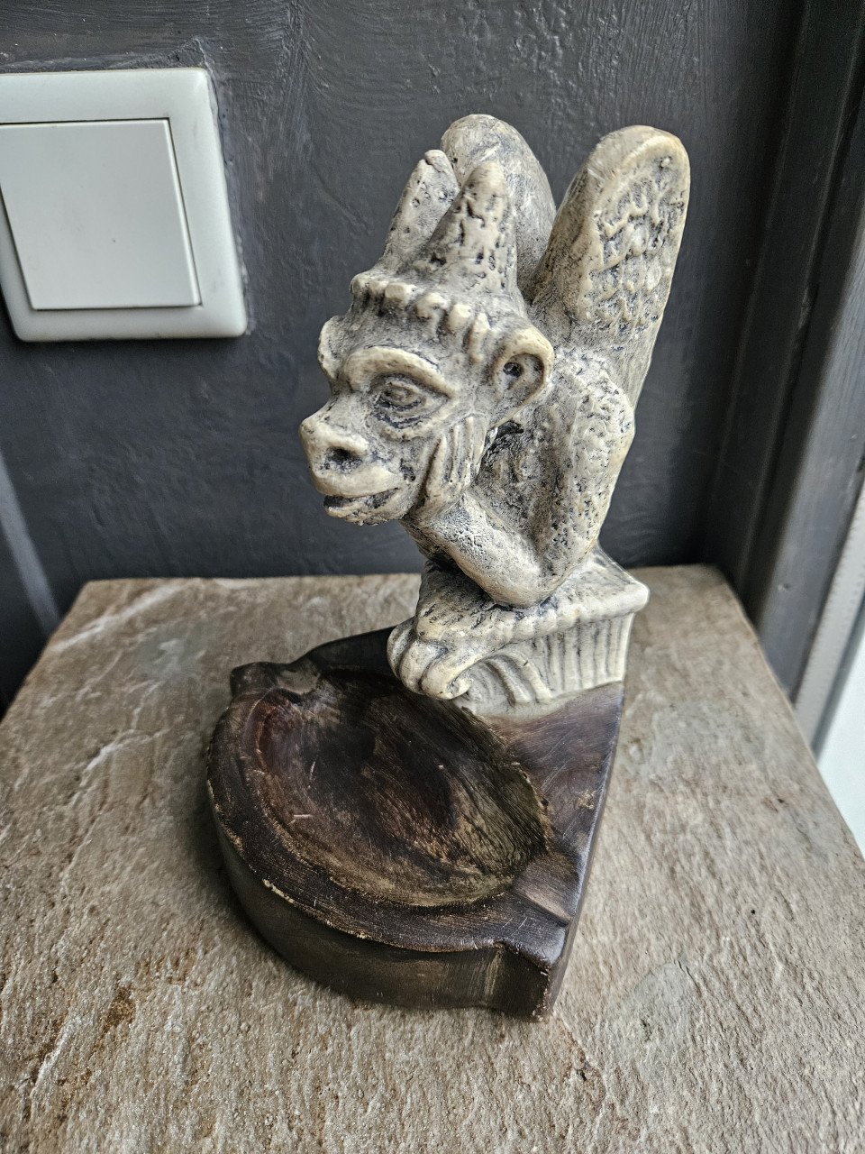 Prachtig Gothic Gargoyle de Paris beeldje met asbak, nette staat