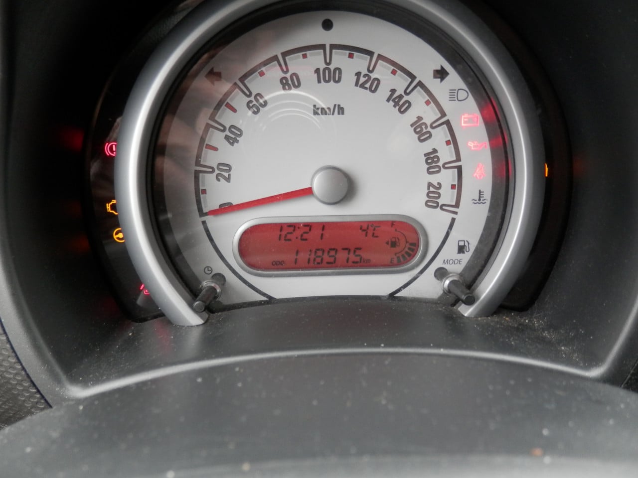 Auto Garant Biedt Aan: Opel Agila 1.2 Enjoy