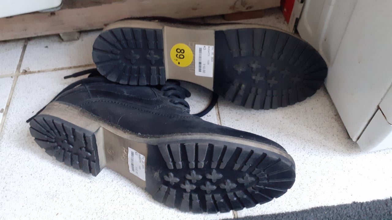 10 x Herenschoenen maat 8 Van Bommel Div. / Dames maat 43