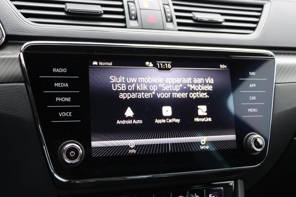 Skoda Superb combi 1.4 tsi iv sportline 218pk dsg6