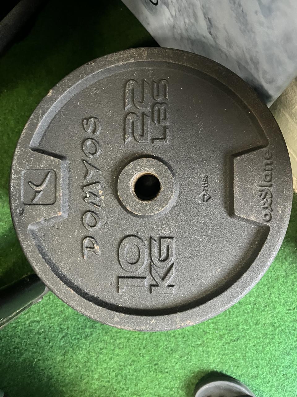 Fitness rack met bankje en 170 kg aan gewichten