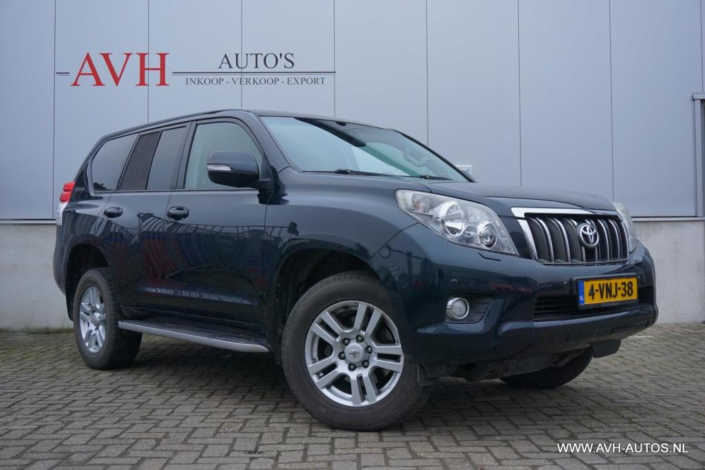 Toyota Land Cruiser 3.0 d-4d-f vx window van