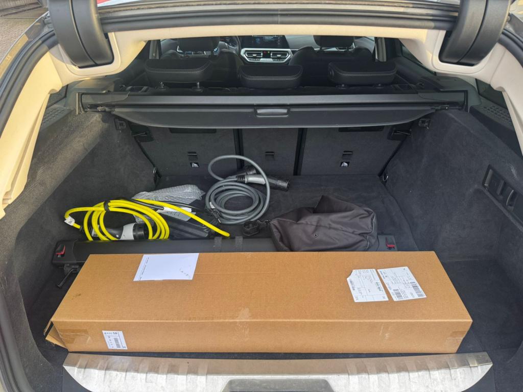 BMW 3-serie touring 320e business edition plus