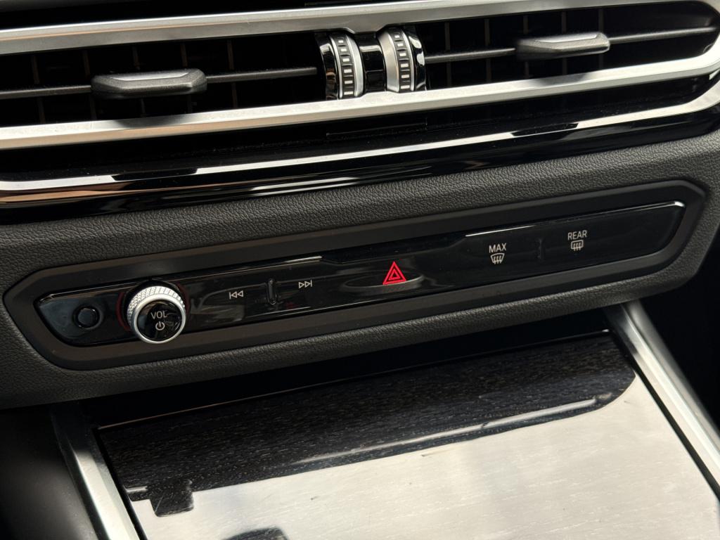 BMW 3-serie 320e m sport pro | m performance | vol opties | h&k | pano | le