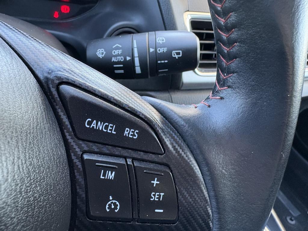 Mazda 3 2.0 gt-m bose stoffen bekleding