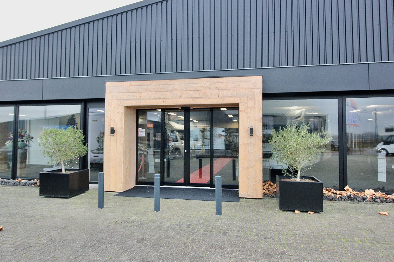 Herfstdeals bij Topcampers Zeeland!!! ( Zeer grote voorraad jonge Campers )