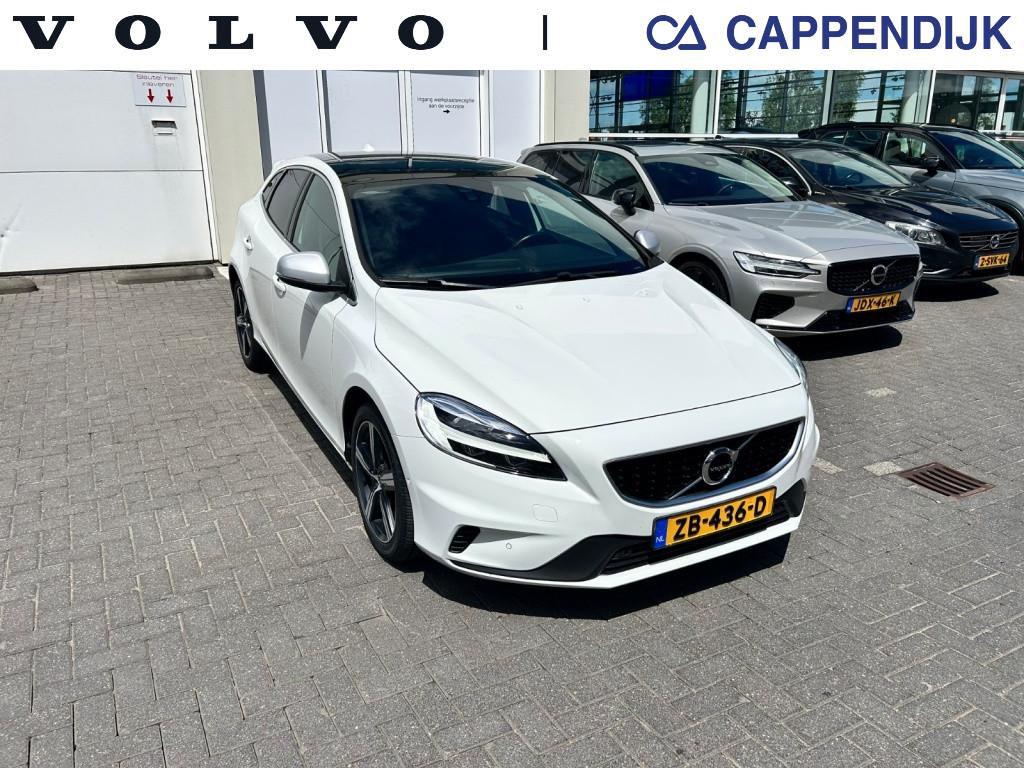 Volvo V40 t3 153pk aut6 polar+ sport| pano| camera| h&k sound| dab+