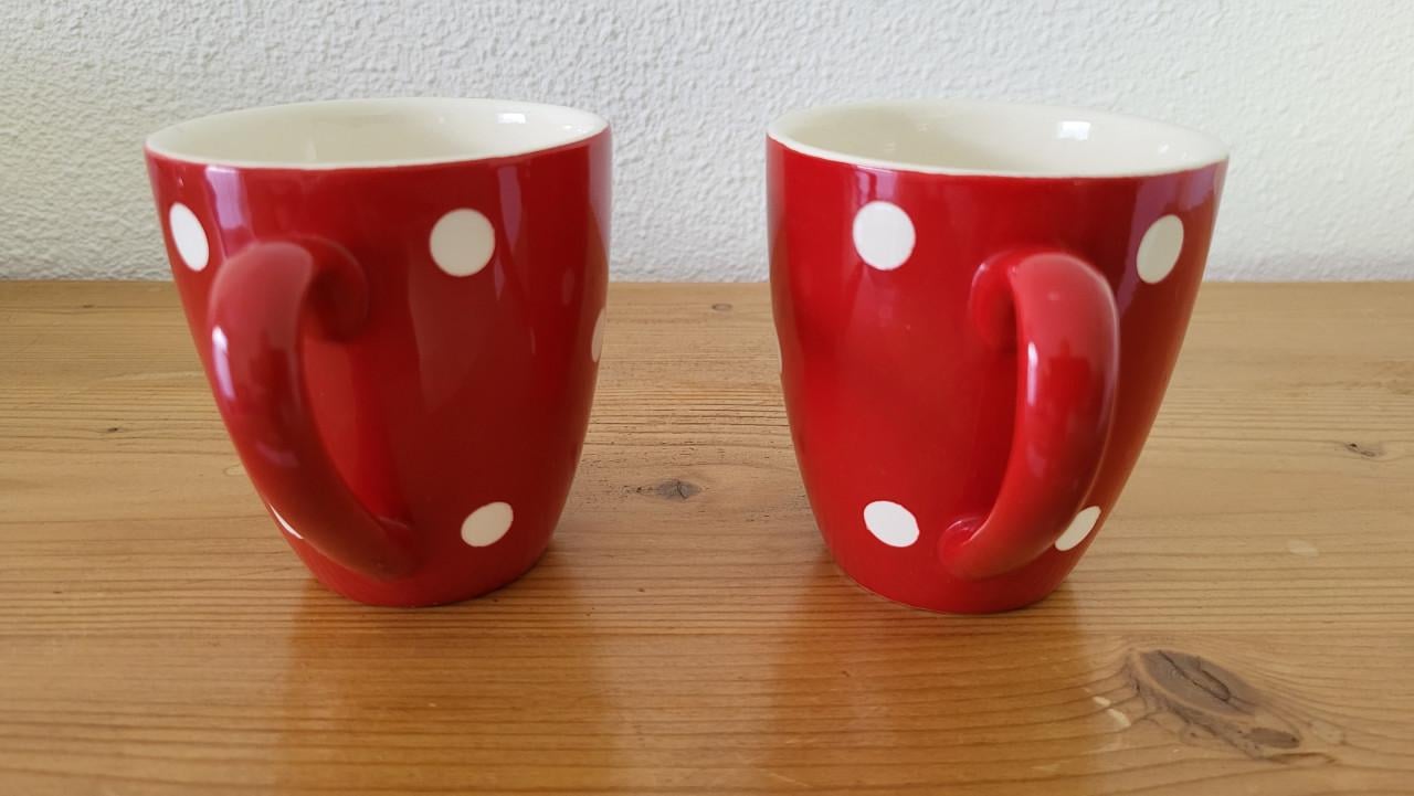Set van 2 polkadot koffie mokjes