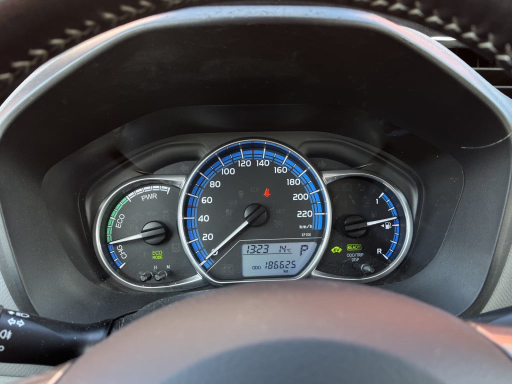 Toyota Yaris 1.5 hybrid aspiration | camera | trekhaak