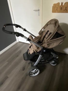 Combi kinderwagen met toebehoren.