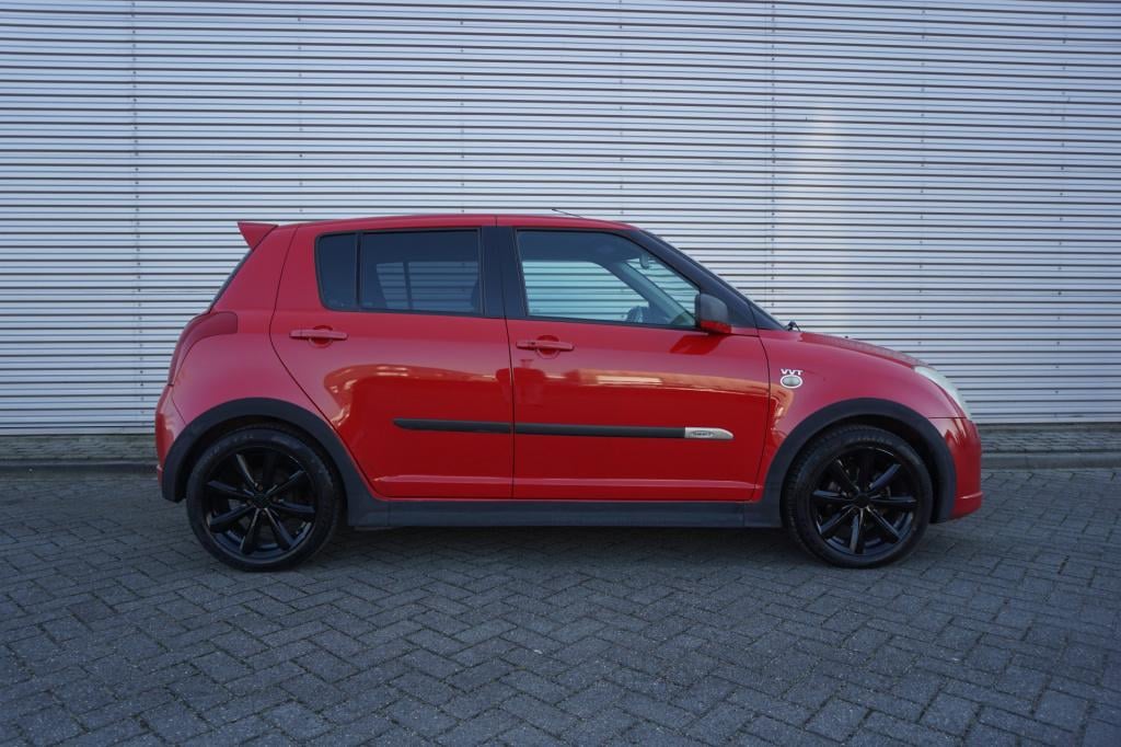 Suzuki Swift 1.5 exclusive airco / elektr. ramen / lm velgen / nap