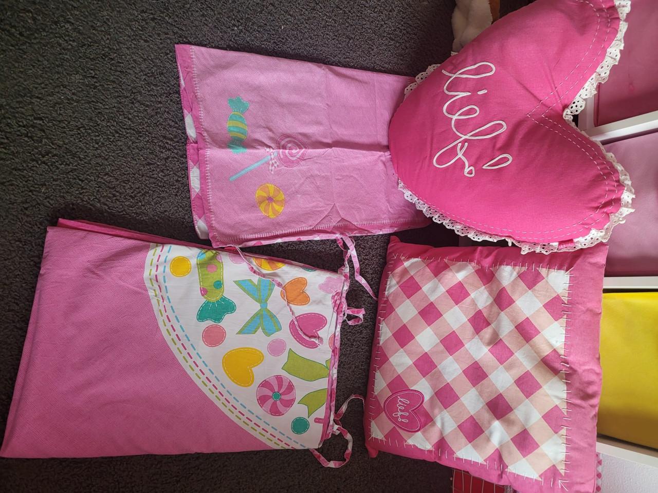 Bed "LIEF" Met diverse accessoires