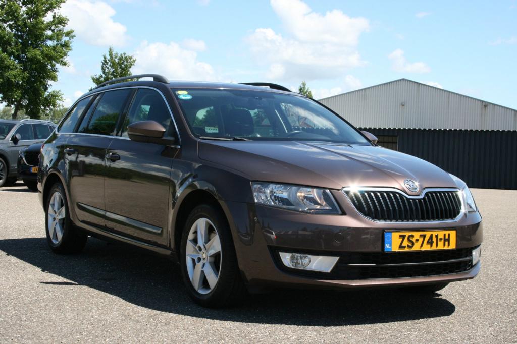 Skoda Octavia combi 1.6 tdi greentech ambition