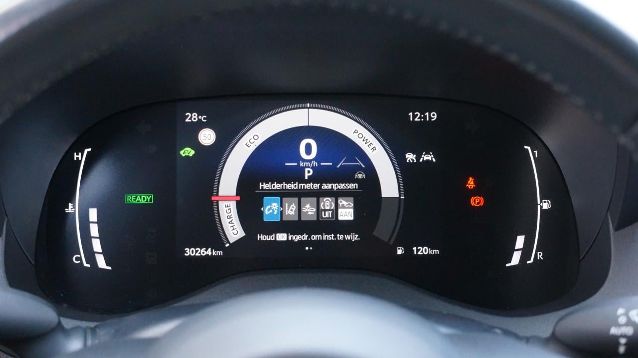 Toyota Yaris Cross 1.5 Hybrid 115 Dynamic rijklaar incl garantie
