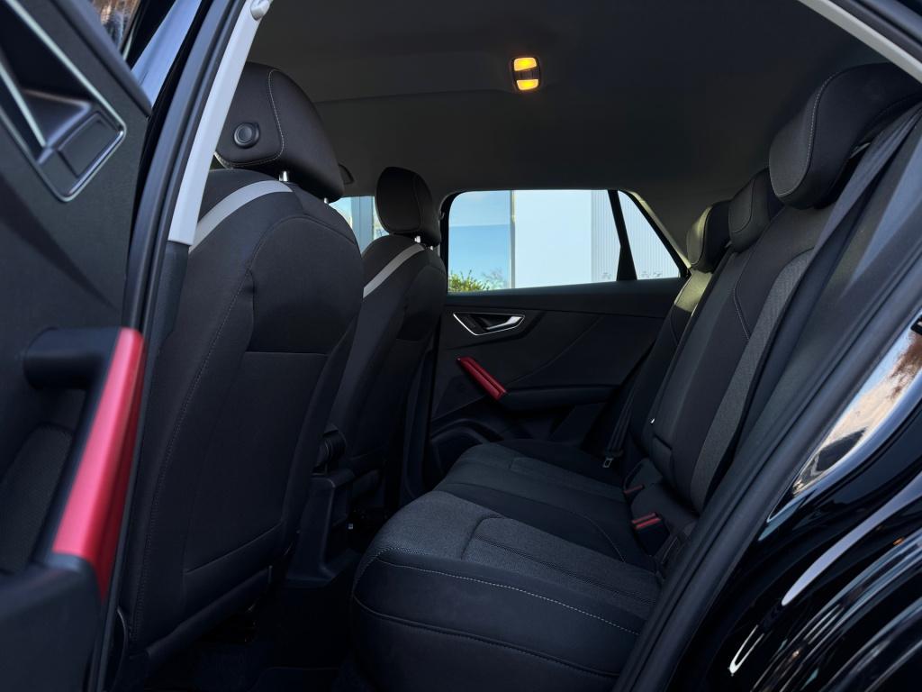 Audi Q2 30 tfsi sport edition* black pack * stoelverwarming * keyless