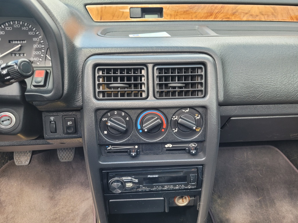 Rover 200-serie 216 coupé targa