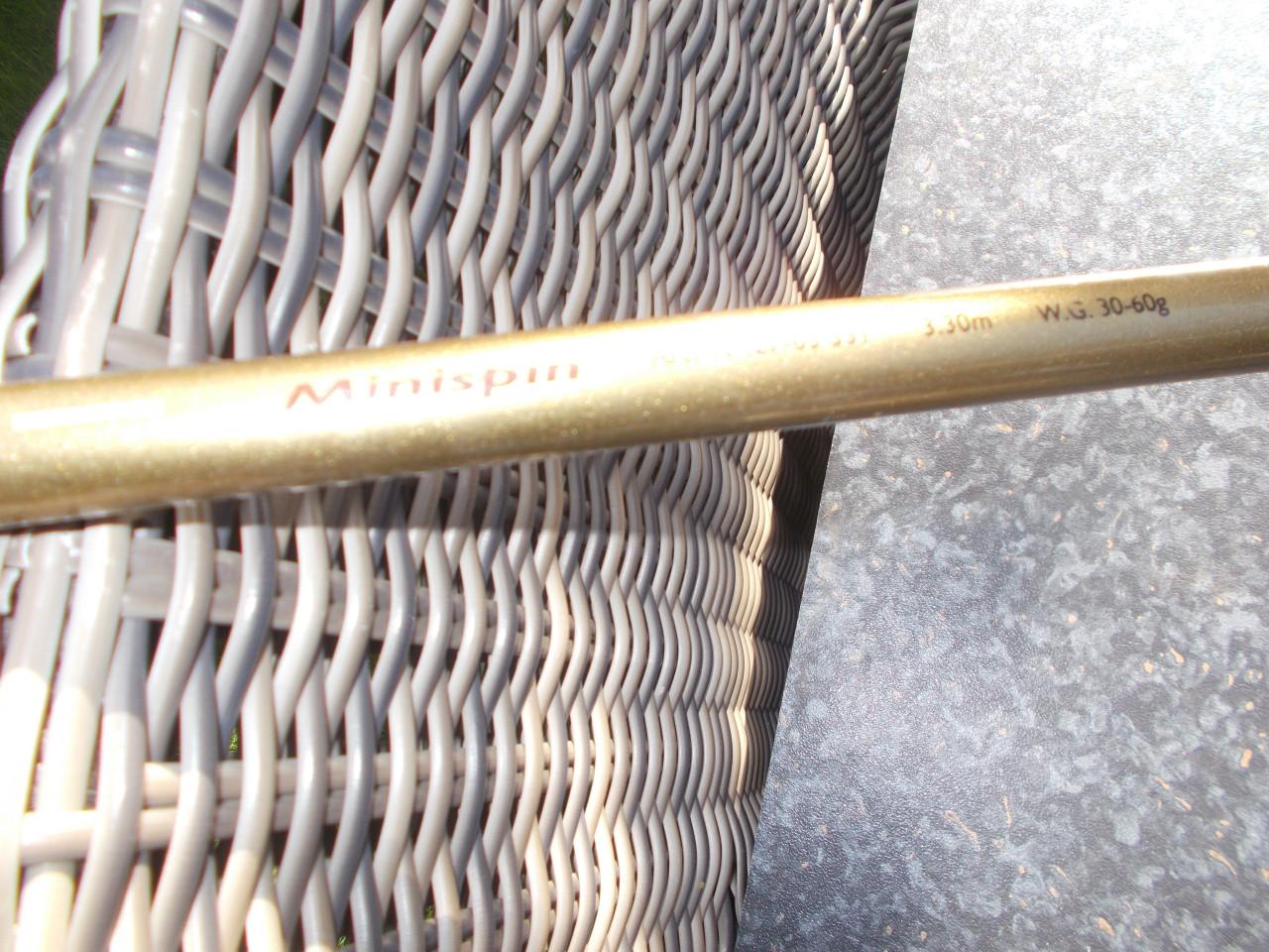 CORMORAN MINISPIN  lengte 330 cm w,g, 30-60 gram + SPRO werpmolen