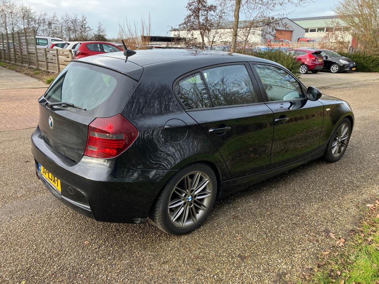 BMW 118i