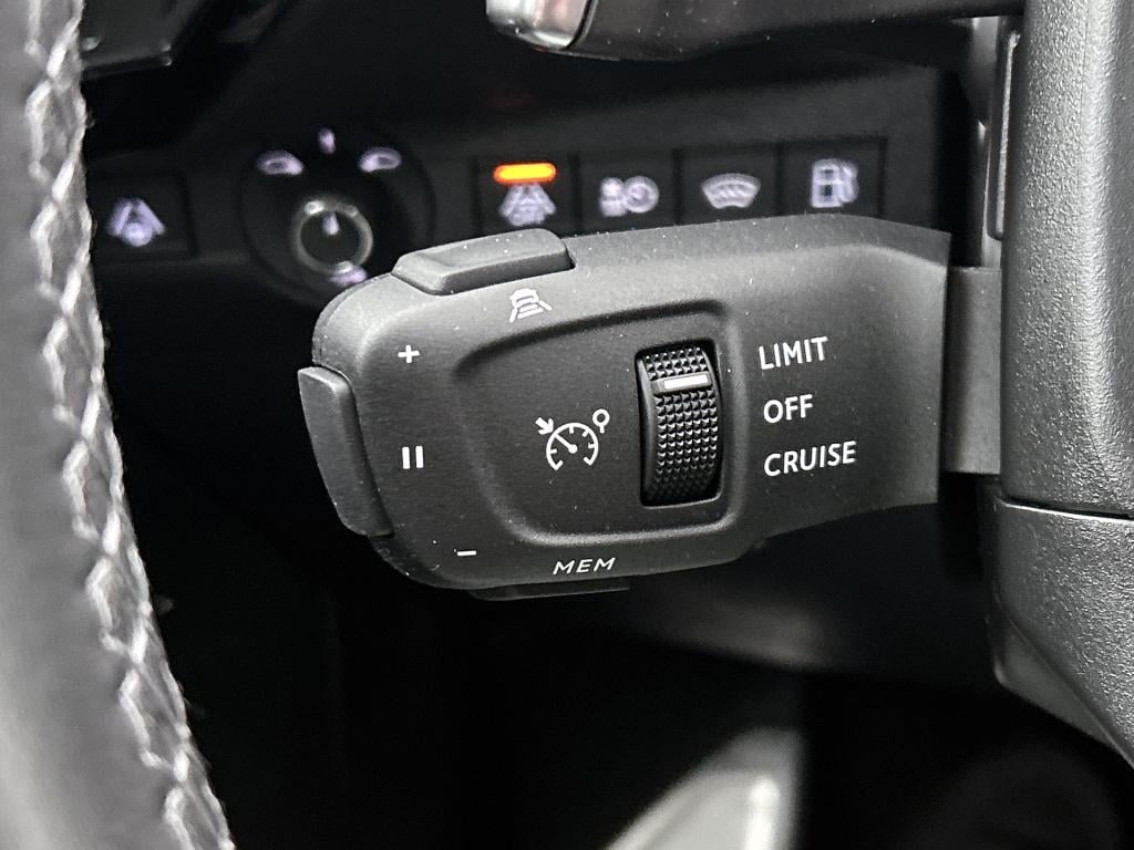 Ds Ds 7 crossback e-tense 300pk 4x4 automaat louvre | leder | adaptive crui