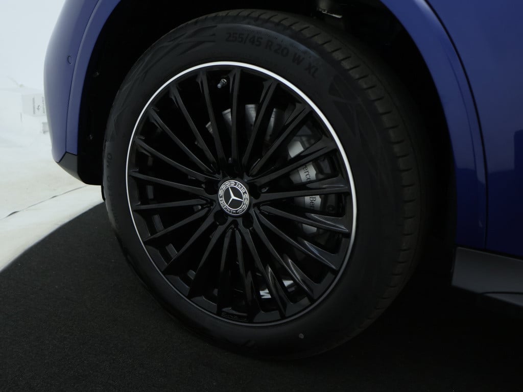 Mercedes-Benz Glc coupé 300 e 4matic amg plug-in hybride | trekhaak |  pano