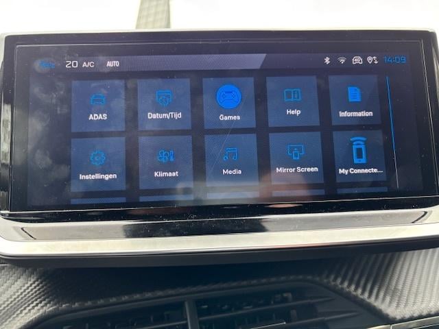 Peugeot 208 1.2 hybrid 100 e-dcs6 allure navigatie | dab | applecarplay| pa