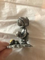 3 kleine tinnen figuurtjes
