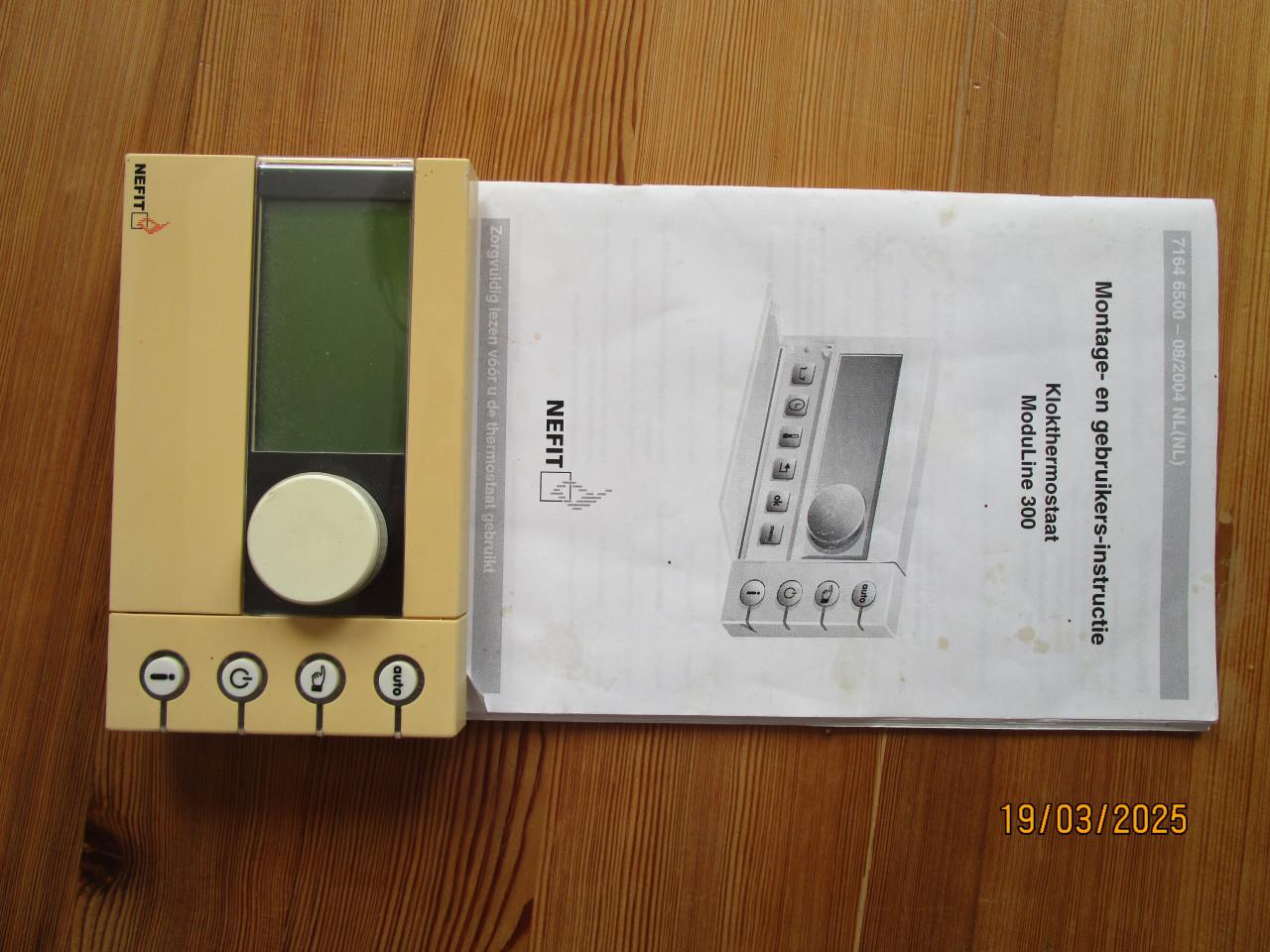 NEFIT Klokthermostaat