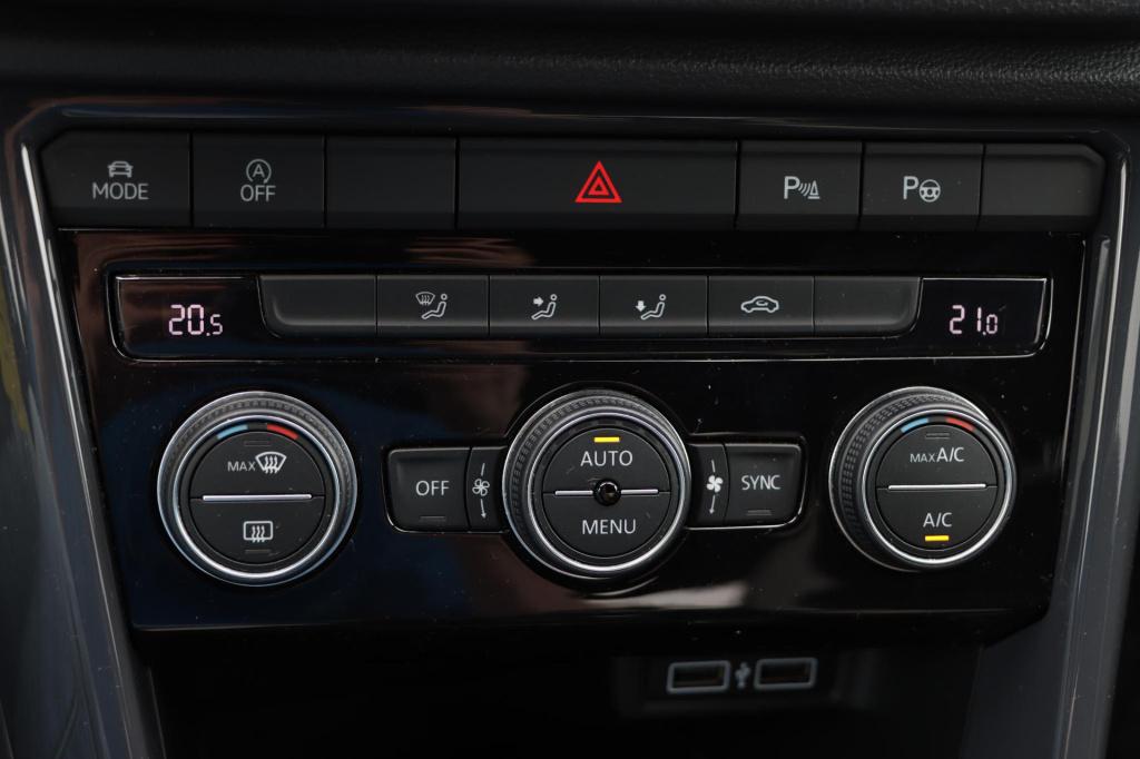 Volkswagen T-roc 1.5 tsi sport 150pk