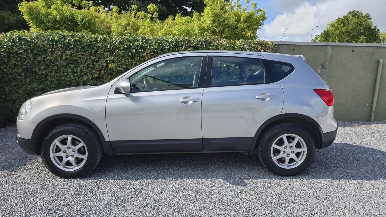 Nissan Qashqai 2008 benzine vol jaar apk € 3500