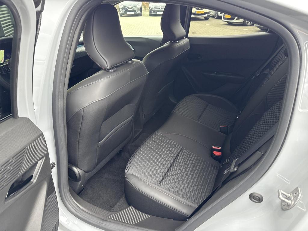 Renault Clio new 1.8 hybrid 160 techno pack première, direct leverbaar!!