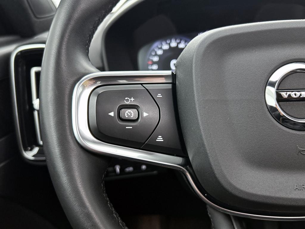 Volvo XC40 1.5 t5 recharge inscription | panoramadak | trekhaak | t5 265pk!
