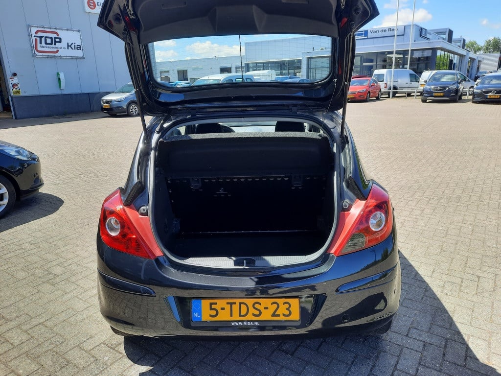 Opel Corsa 1.2-16v berlin