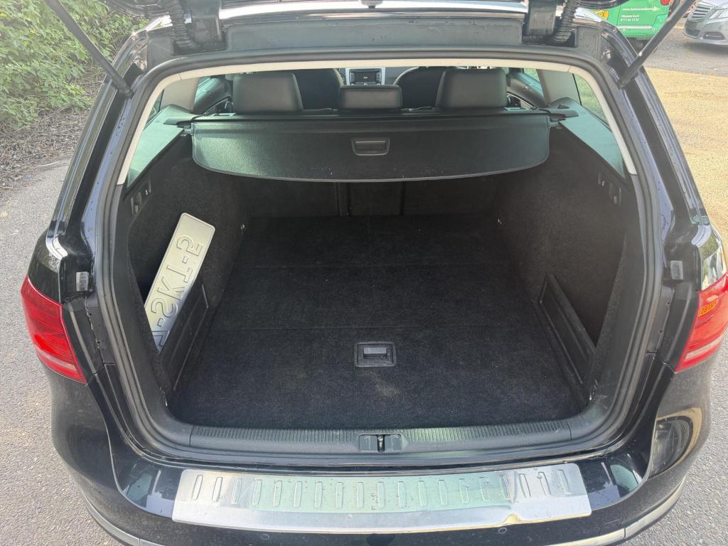 Volkswagen Passat variant 1.4 tsi highline dsg leder no power