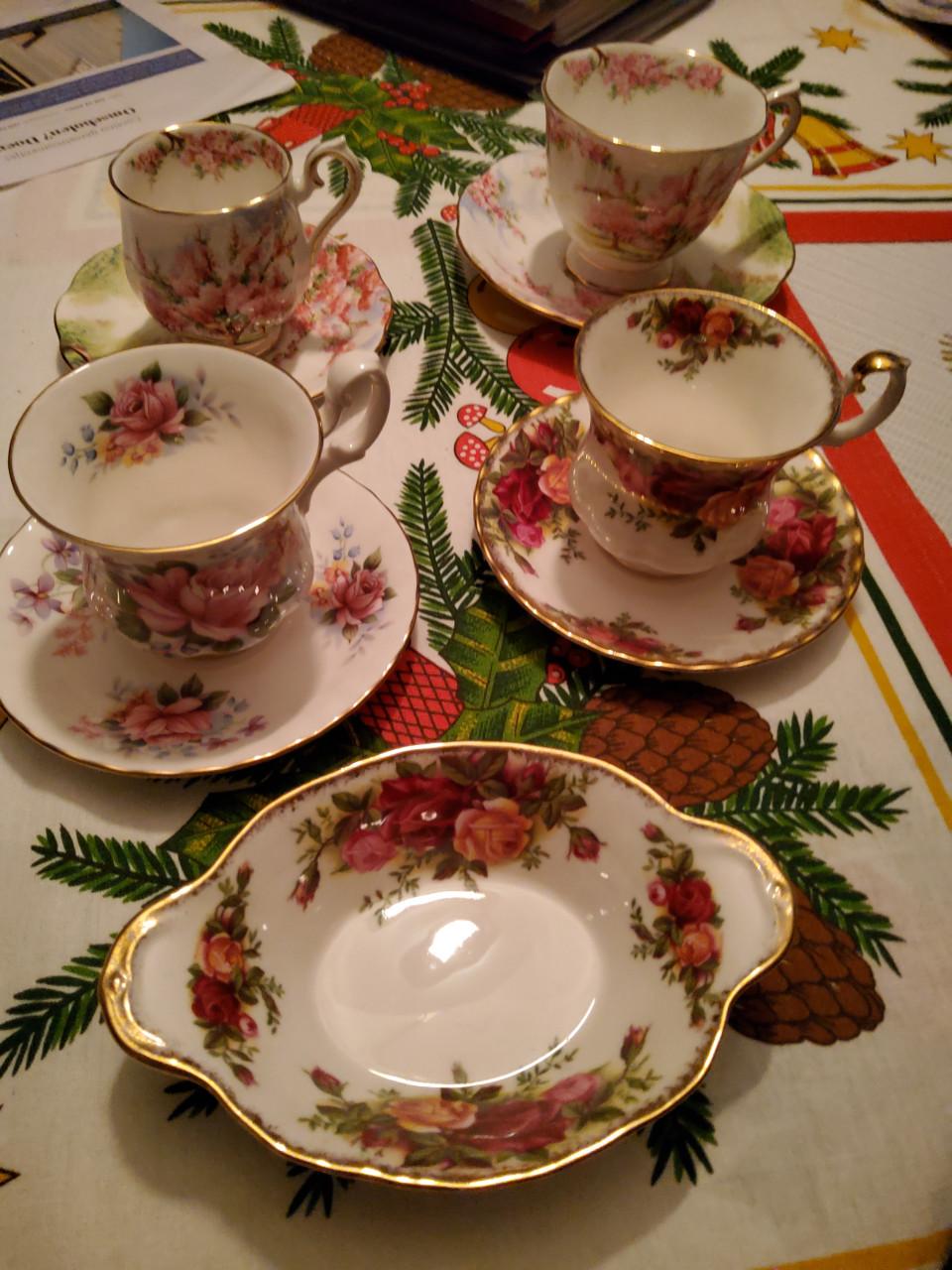 Kop en schotel, engelse stijl