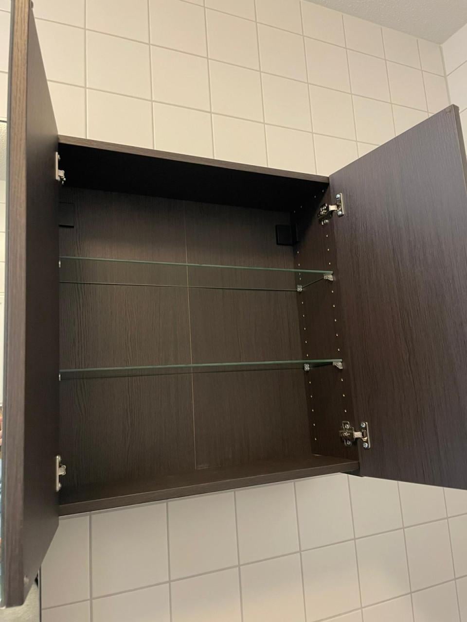 Wandkastenset / badmeubel met spiegeldeuren