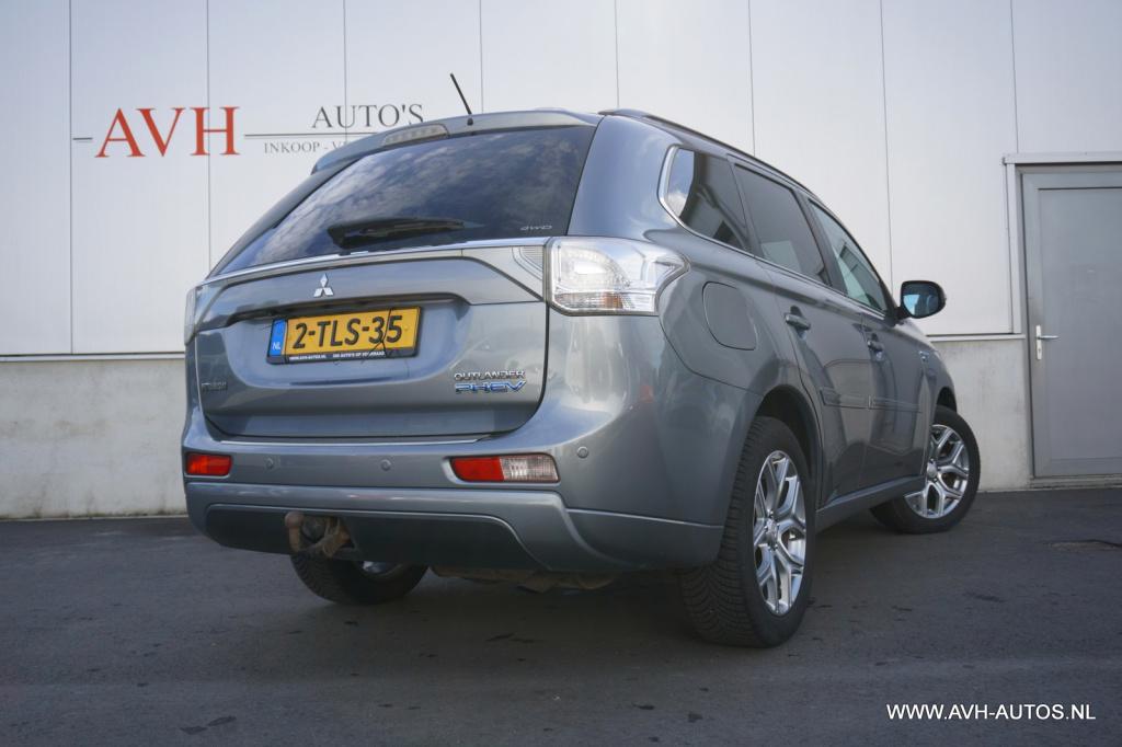 Mitsubishi Outlander 2.0 phev instyle