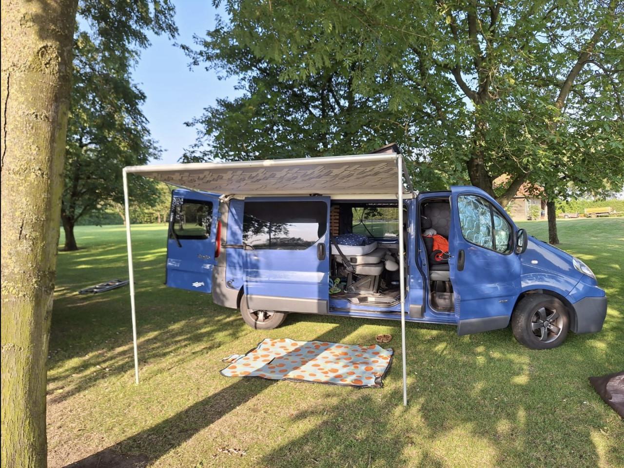 Renault Trafic 2.5 DCI camper 2009