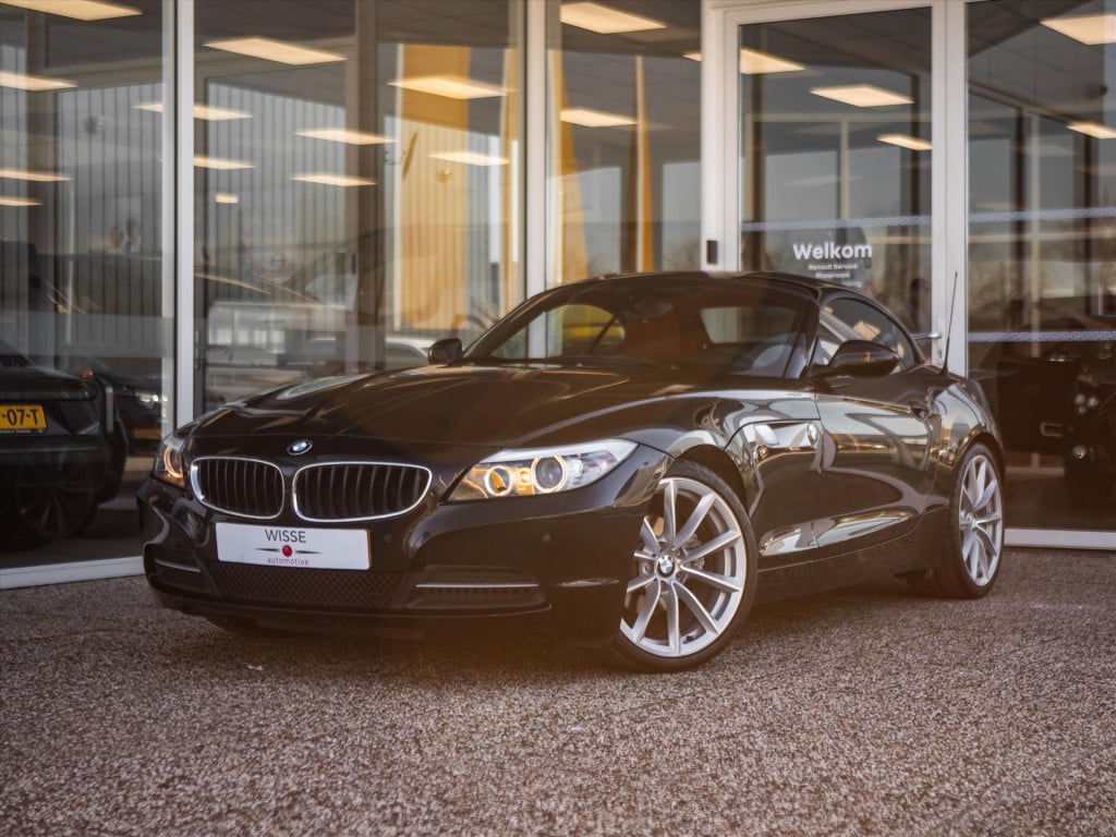 BMW Z4 sdrive23i 204pk executive | leder | stoelverwarming | navigatie | pd