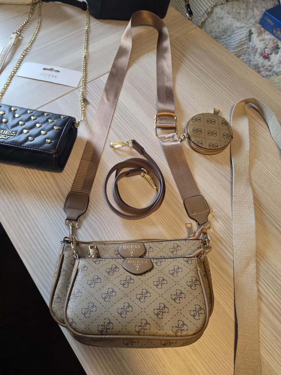 Vele merk tassen guess,mk,beagle