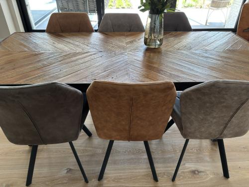 Eetkamerstoelen