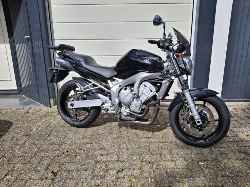 Yamaha FZ6N