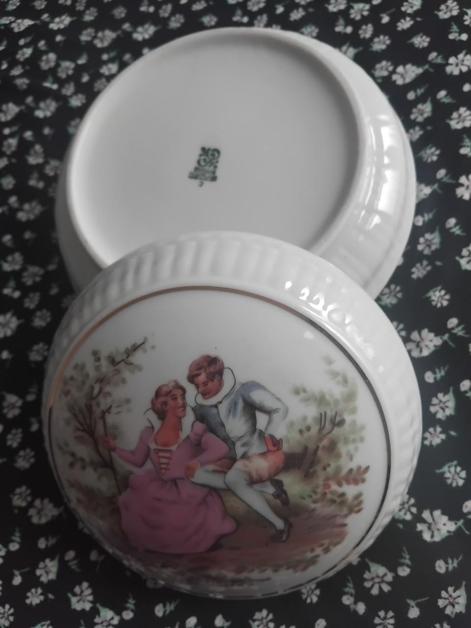 Vintage Dekselpotje Porselein