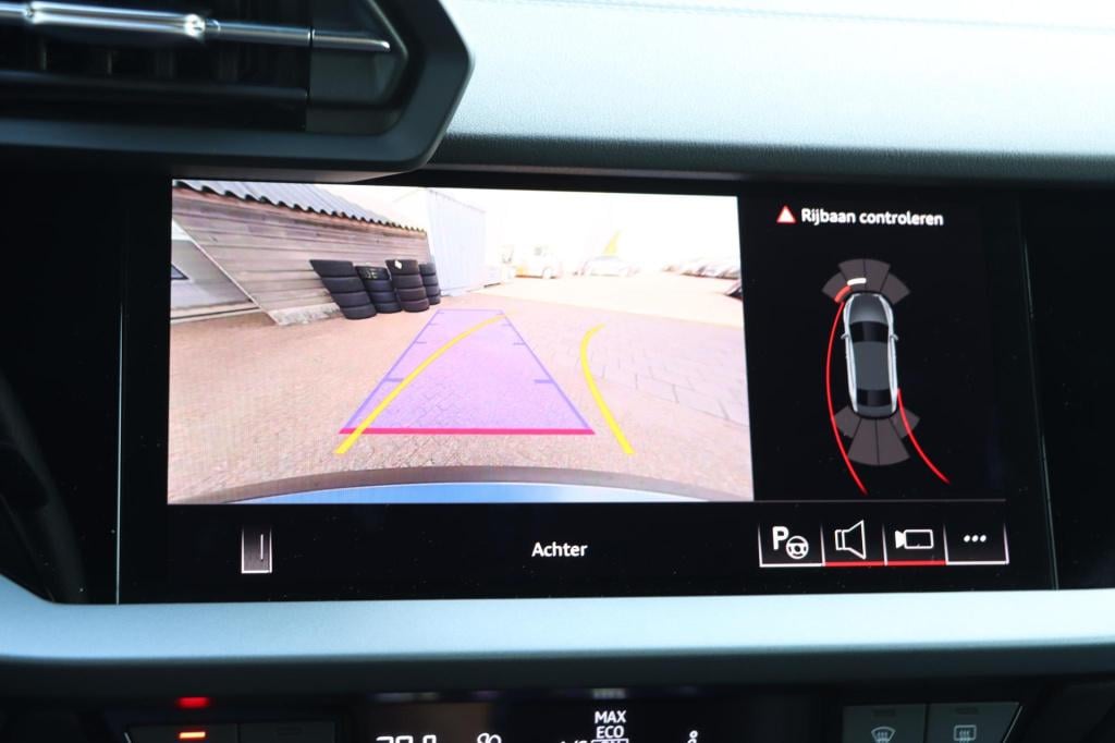 Audi A3 limousine 30 tfsi s edition 115pk s-tronic