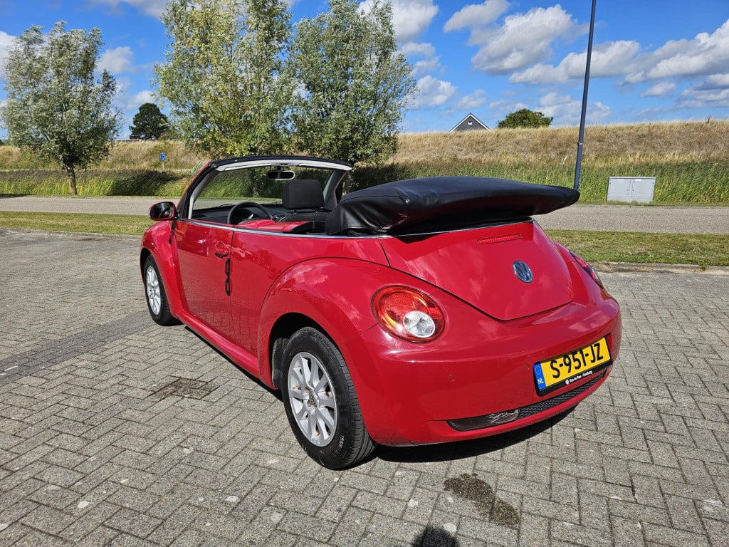 Volkswagen New Beetle cabriolet 1.6 trendline